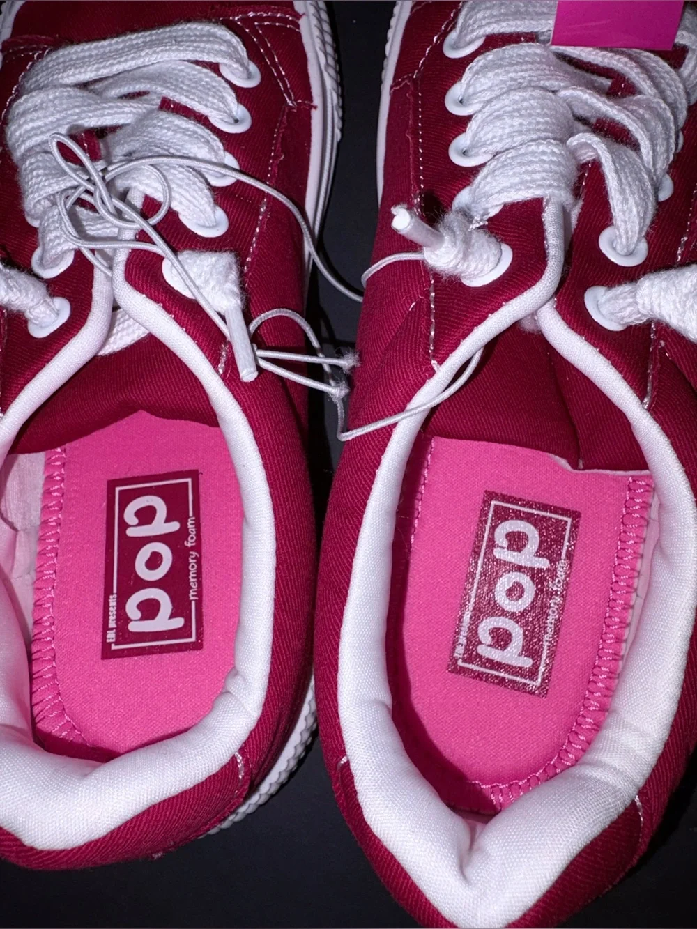 pop comfy canvas